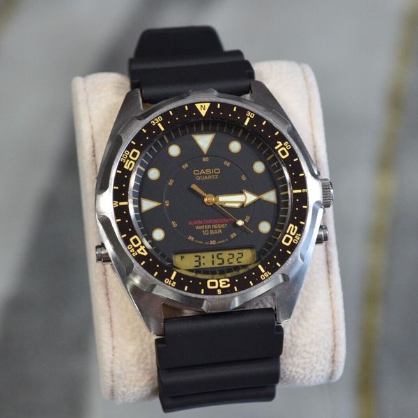 CASIO AMW-320C BLACK/GOLD DIAL DIVER ANA-DIGI ARNIE VINTAGE WATCH