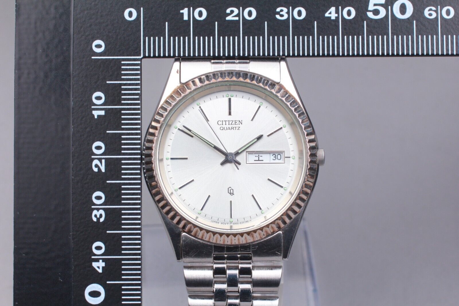 CITIZEN Crystron 6100-K09303 Day-Date kanji Men 35mm Quartz Watch