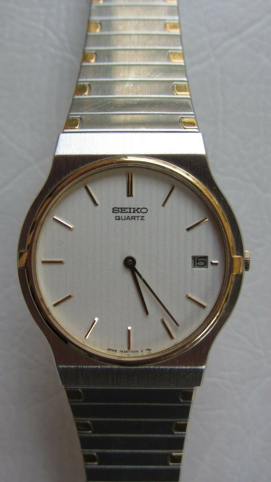 SEIKO 7439 7010 QUARTZ SLIM NOS CONDITION PERFECT GOLD PLATED AND