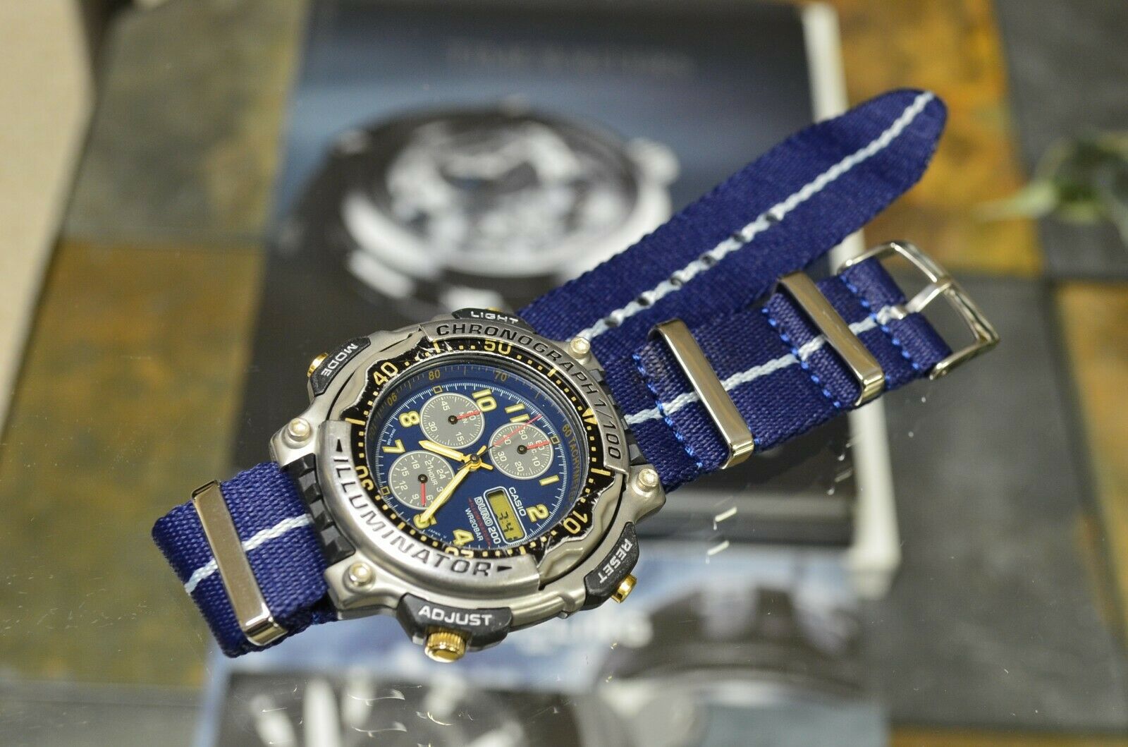 CASIO DRO-212 [1325] DURO 200 SHROUDED DIVE WATCH ILLUMINATOR 