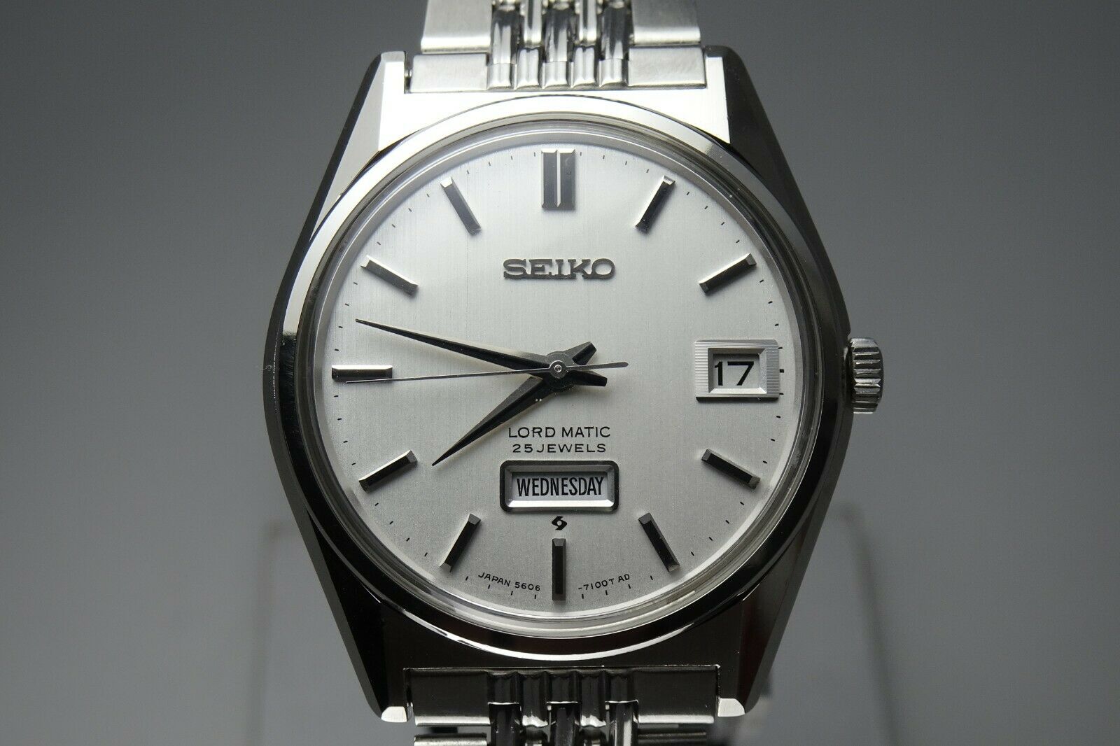 Vintage 1968 JAPAN SEIKO LORD MATIC WEEKDATER 5606 7020 25Jewels