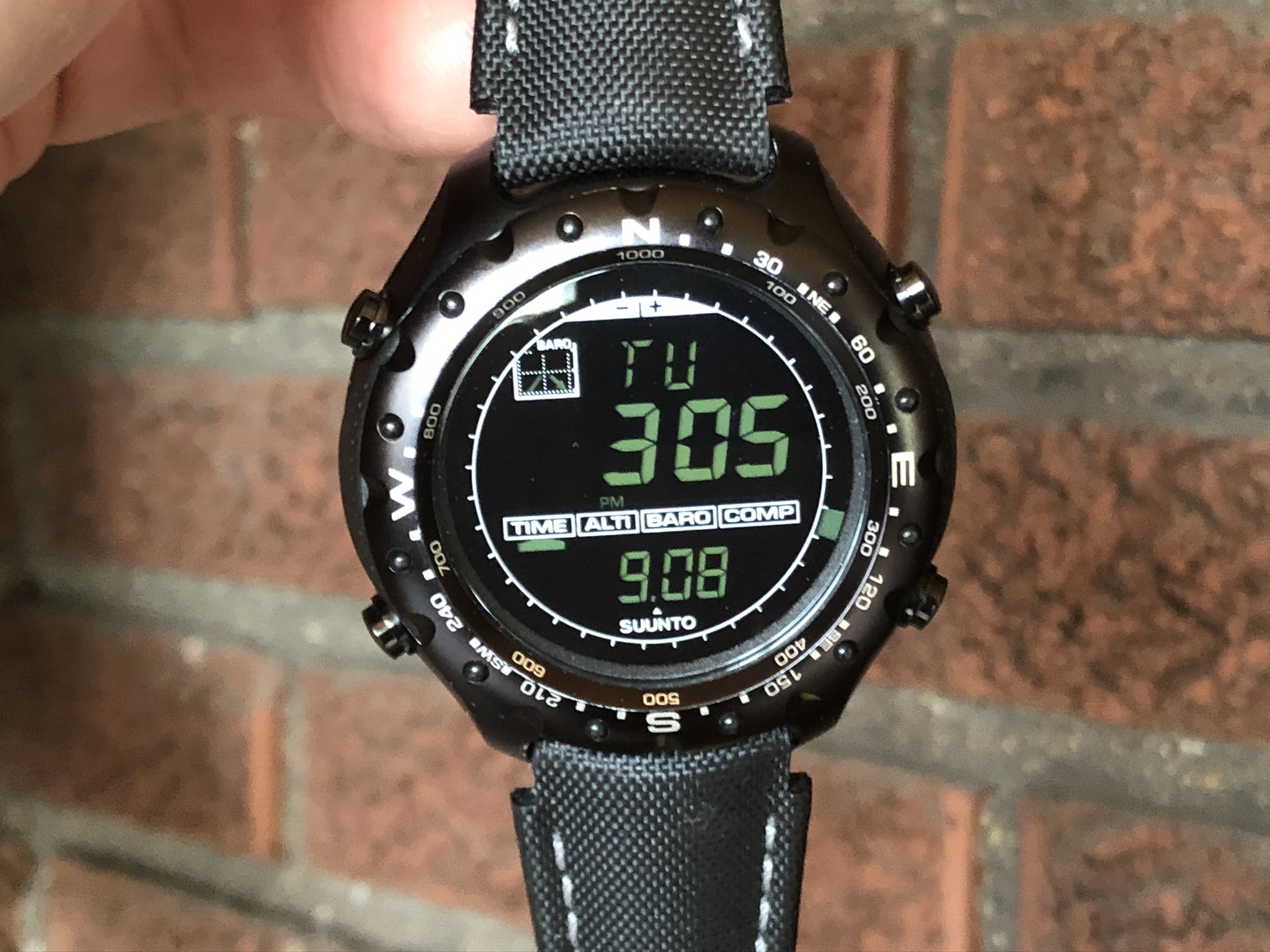 Suunto X-Lander Military / long discontinued in outstanding condition |  WatchCharts Marketplace