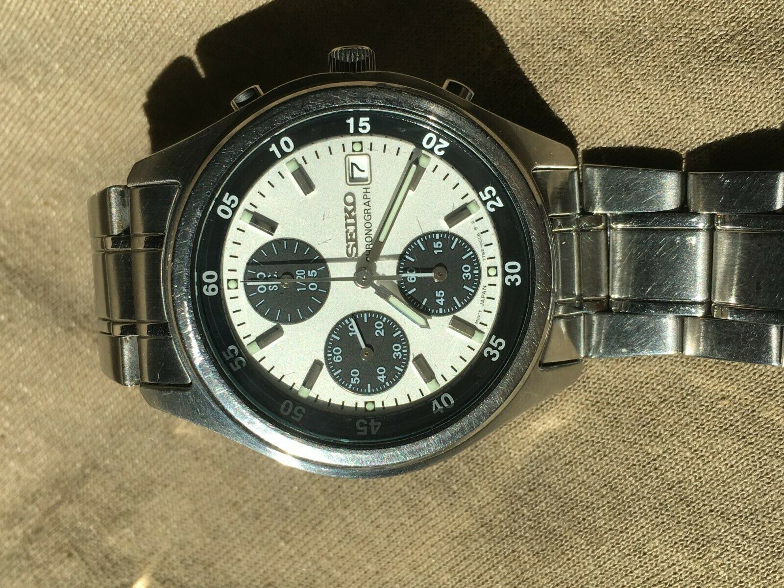 Seiko 7t92-OCCB panda dial vintage quartz chronograph