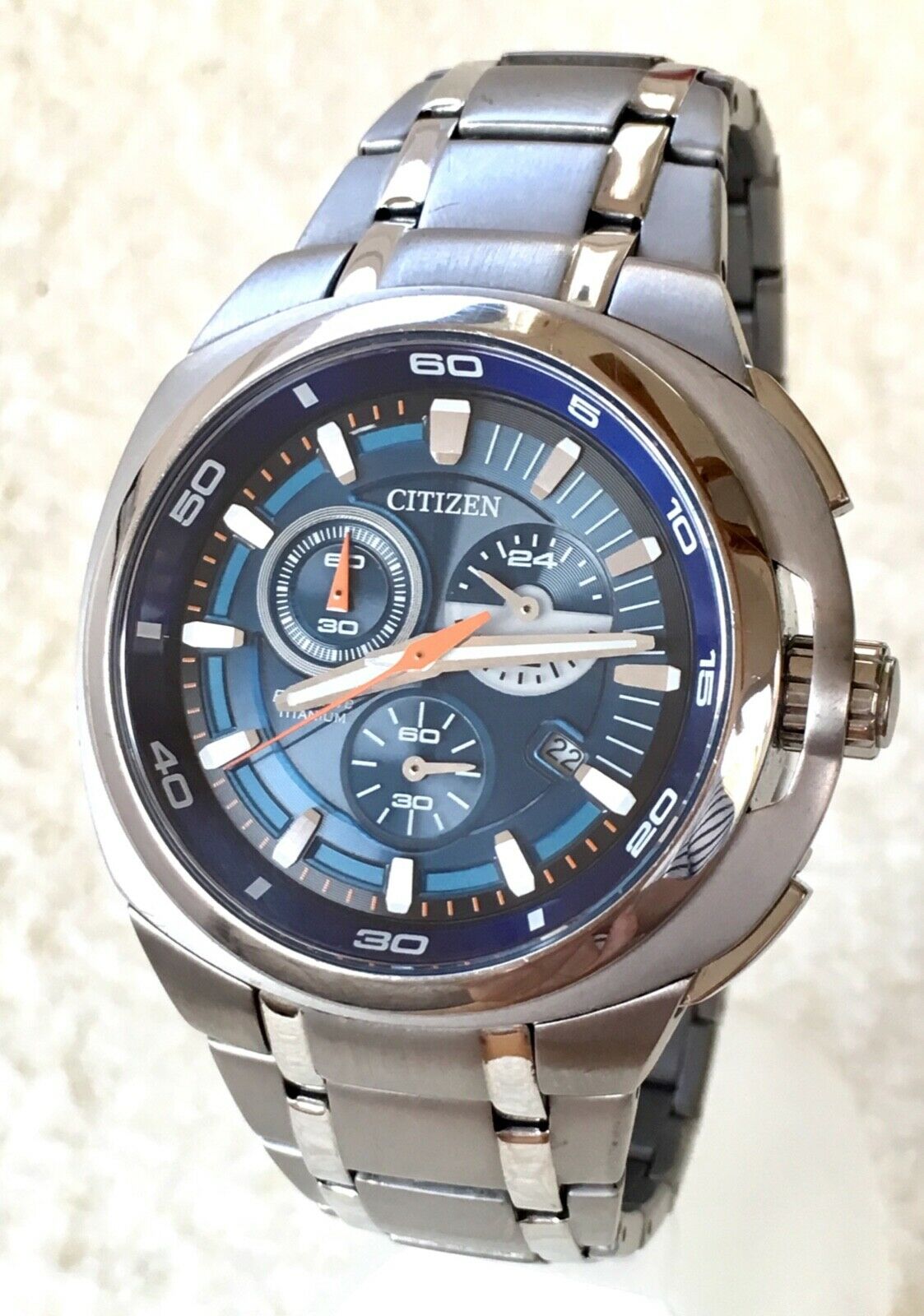 citizen watches couple set