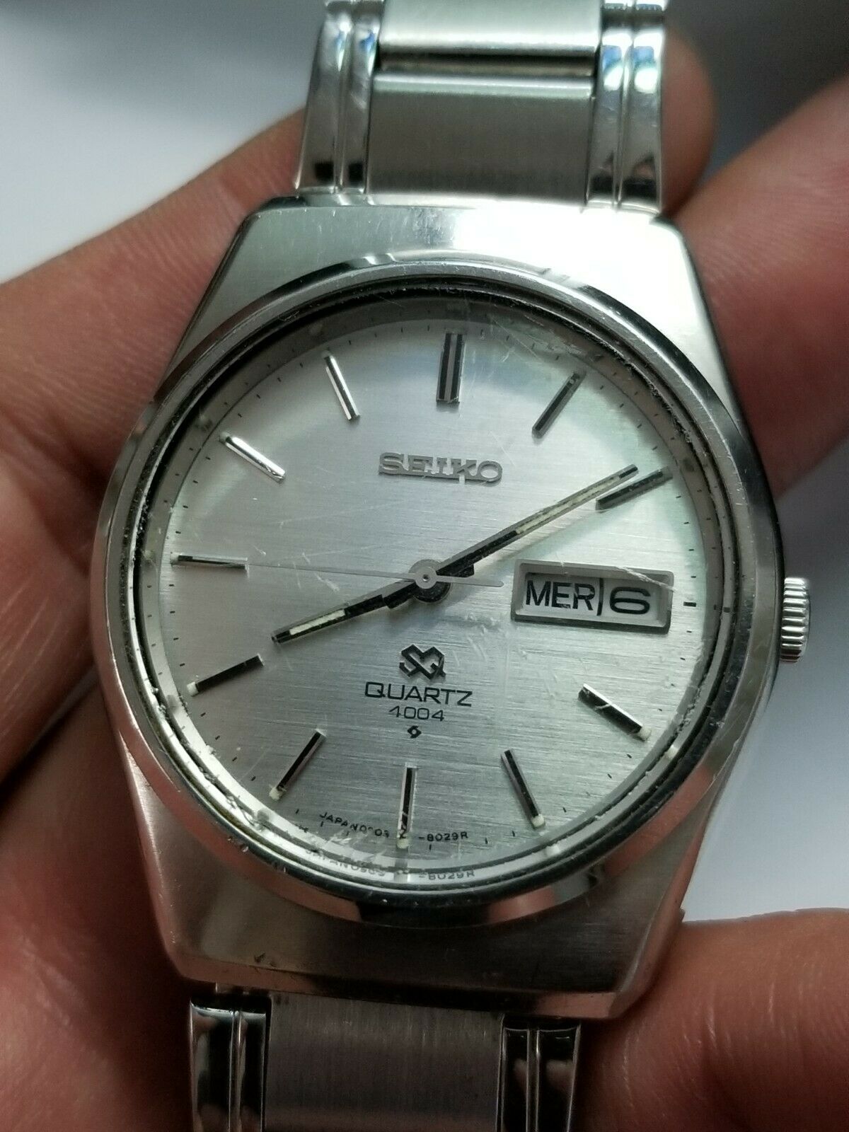 SEIKO QUARTZ 4004 VINTAGE 0903 8169 MENS WATCH DAY DATE STAINLESS