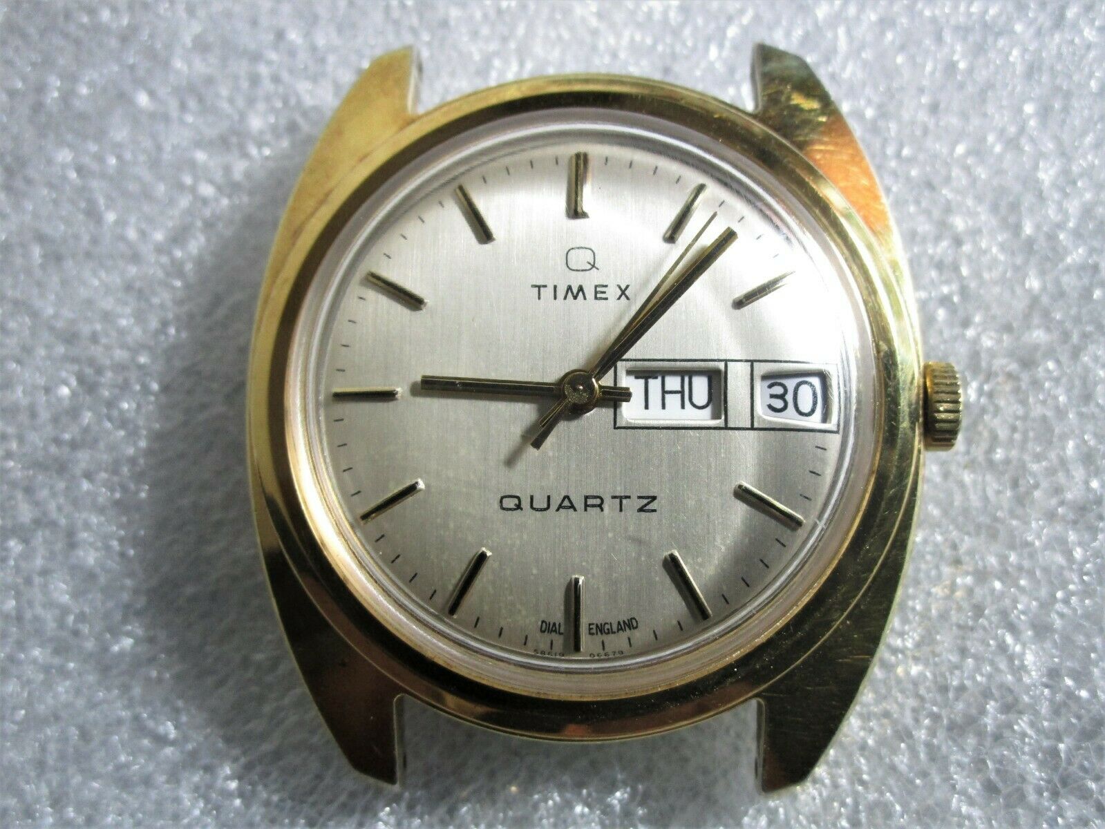 timex quartz vintage