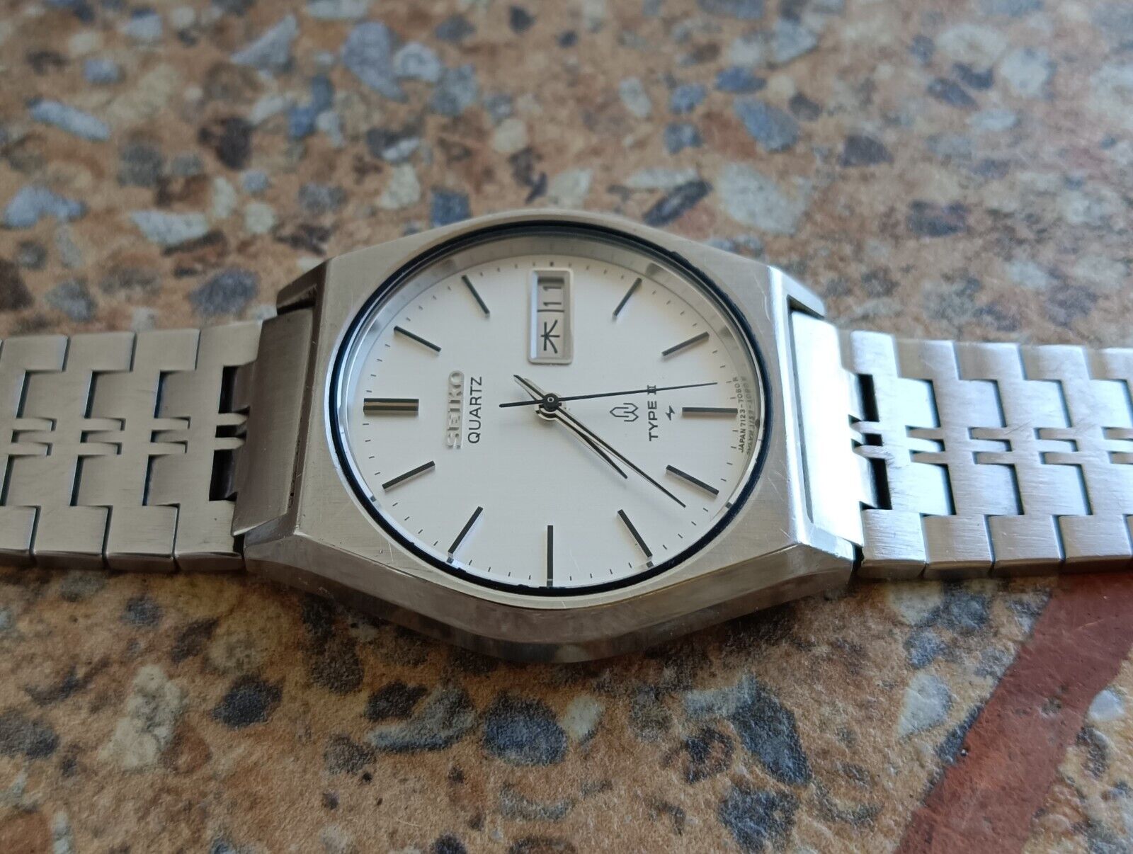 Vintage Seiko Quartz Type II (SQ) JDM 7123 7080 January 1983