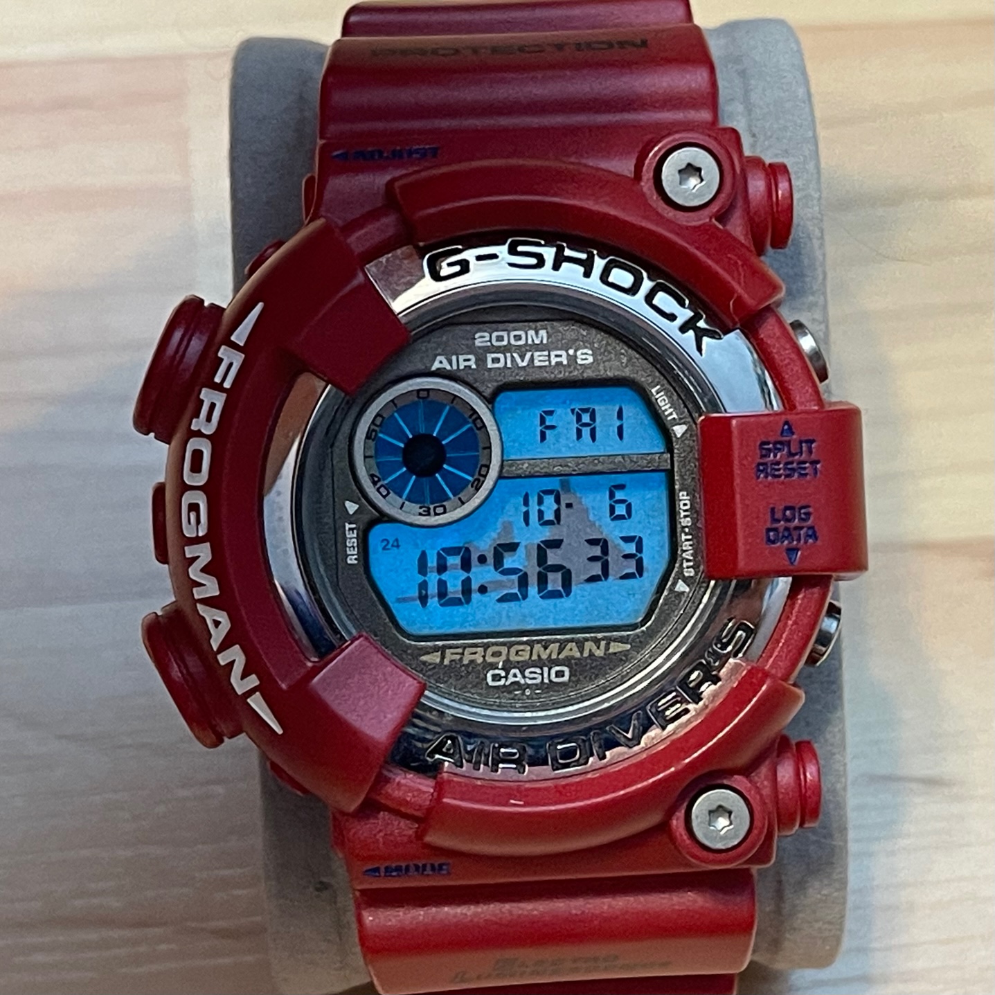 WTS] Casio G-Shock DW-8201GF-4 DW-8200MS-8T DW-8250WC-7BT Red