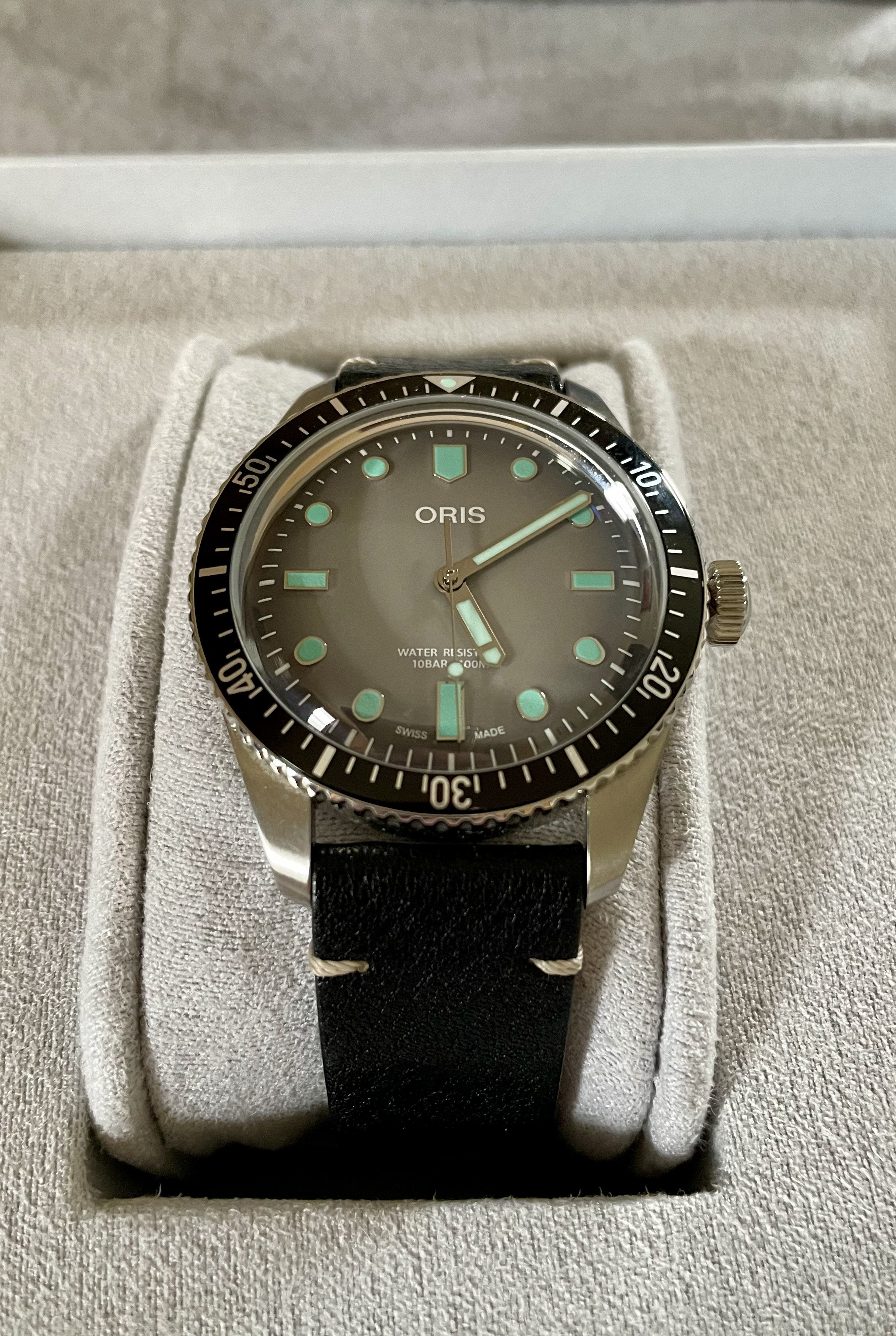 WTS Oris 65 Glow 925 Price Drop WatchCharts Marketplace