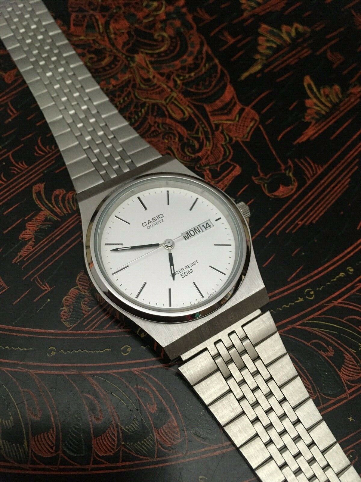 NOS Casio MQW-80 Mod 328 Stainless Steel ETA-Powered Quartz Watch 
