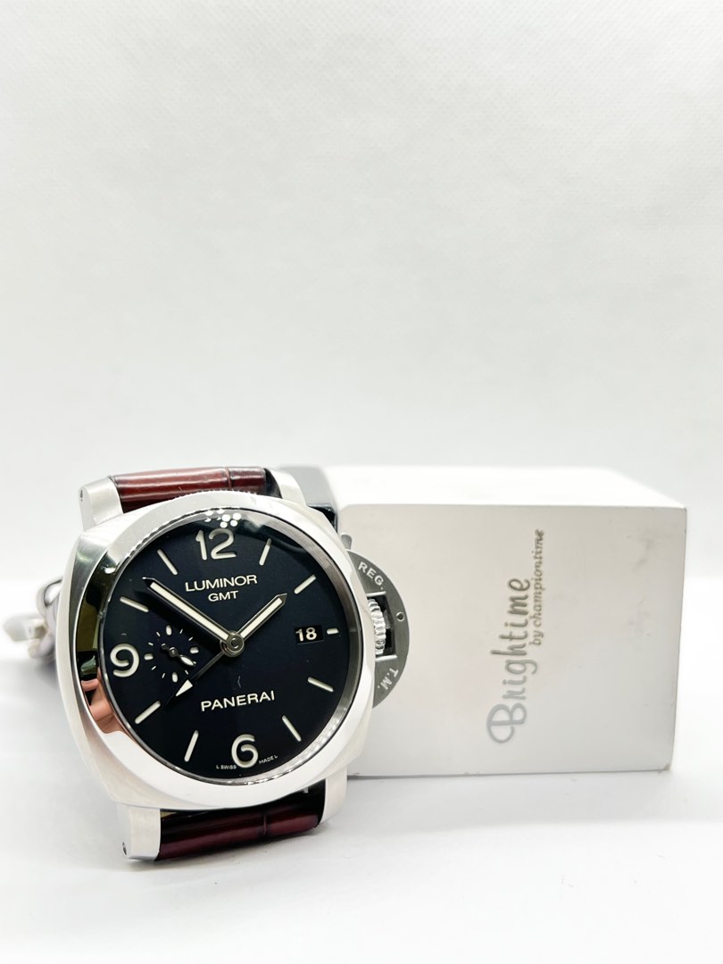 Pre Owned Panerai Luminor Marina GMT Pam 320 Black Dial Automatic