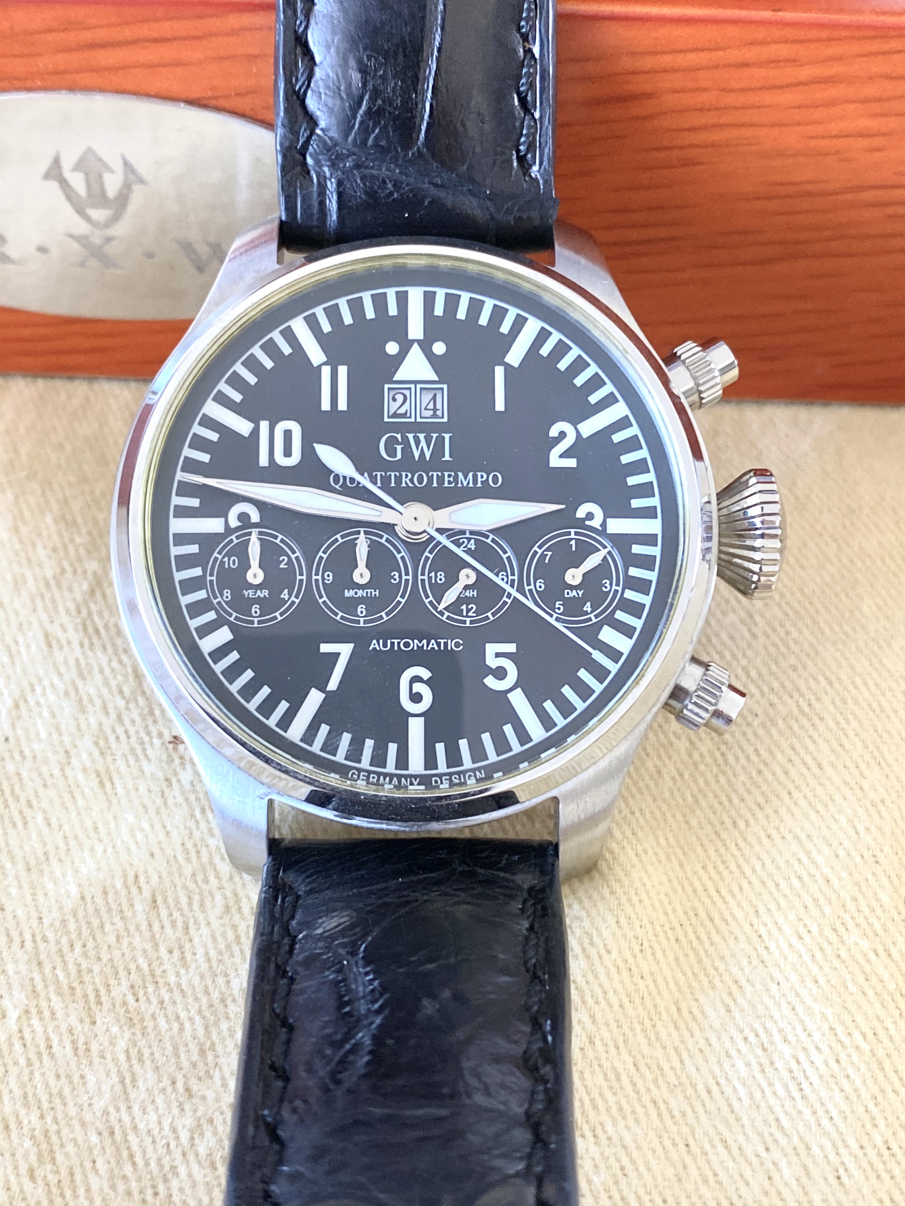 驚きの安さ RXW GWI QUATTROTEMPO パイロット 4サブダイヤル 47mm