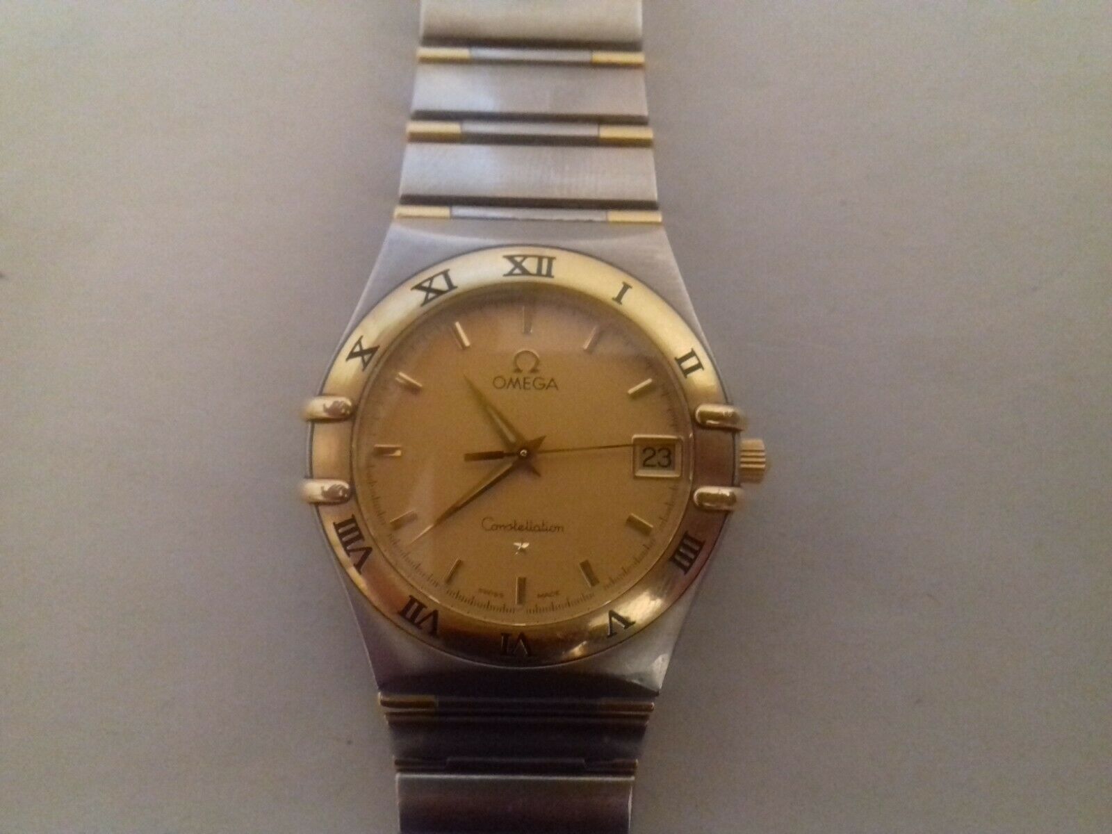 Omega Constellation 34mm model 1552/862,gold quartz watch swiss