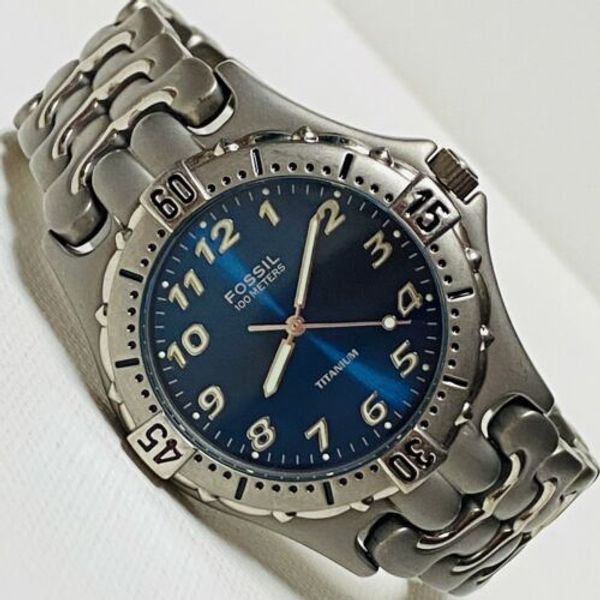 Fossil BLUE 40MM Men's Blue Dial 100M Titanium Bracelet Watch TI-5003 ...