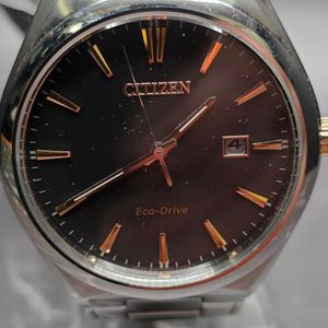 Citizen Eco-Drive J810-S108667 Unisex 35mm Gold Tone Solar  display picture 1