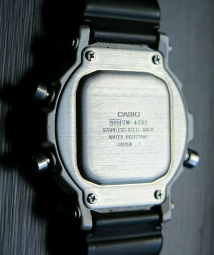 Celsius Karu Económico Casio SkyWalker DW-4000 Watch NEW unused no reserve | WatchCharts