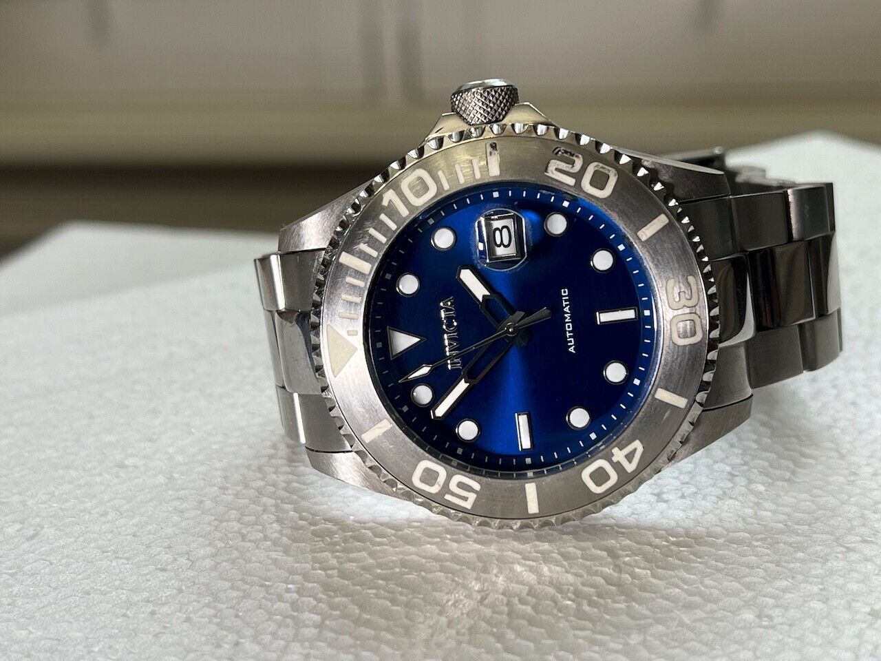 Invicta 27305 sale