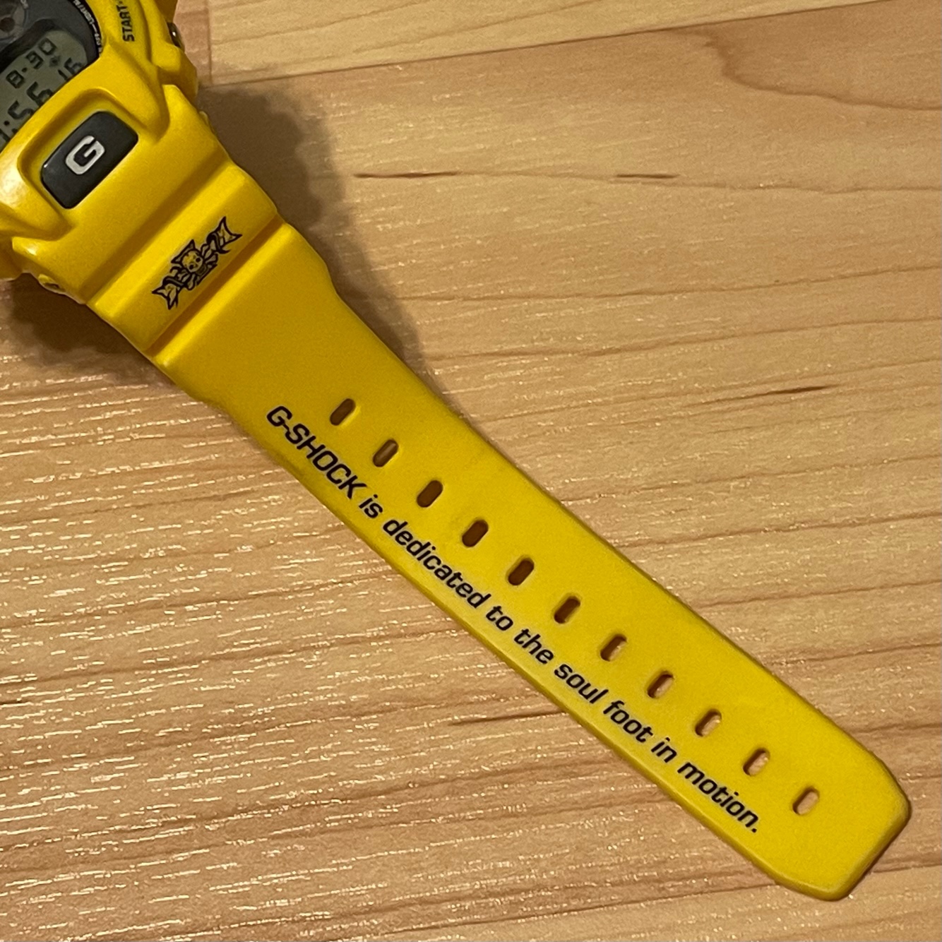 WTS] Casio G-Shock DW-6900H-9 Fox Fire Slasher Collaboration 