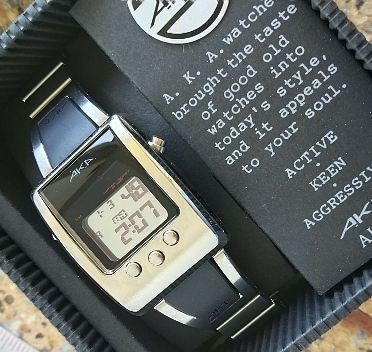 Rare Seiko Alba AKA Digital LCD W621 4A00 May 1998 | WatchCharts 