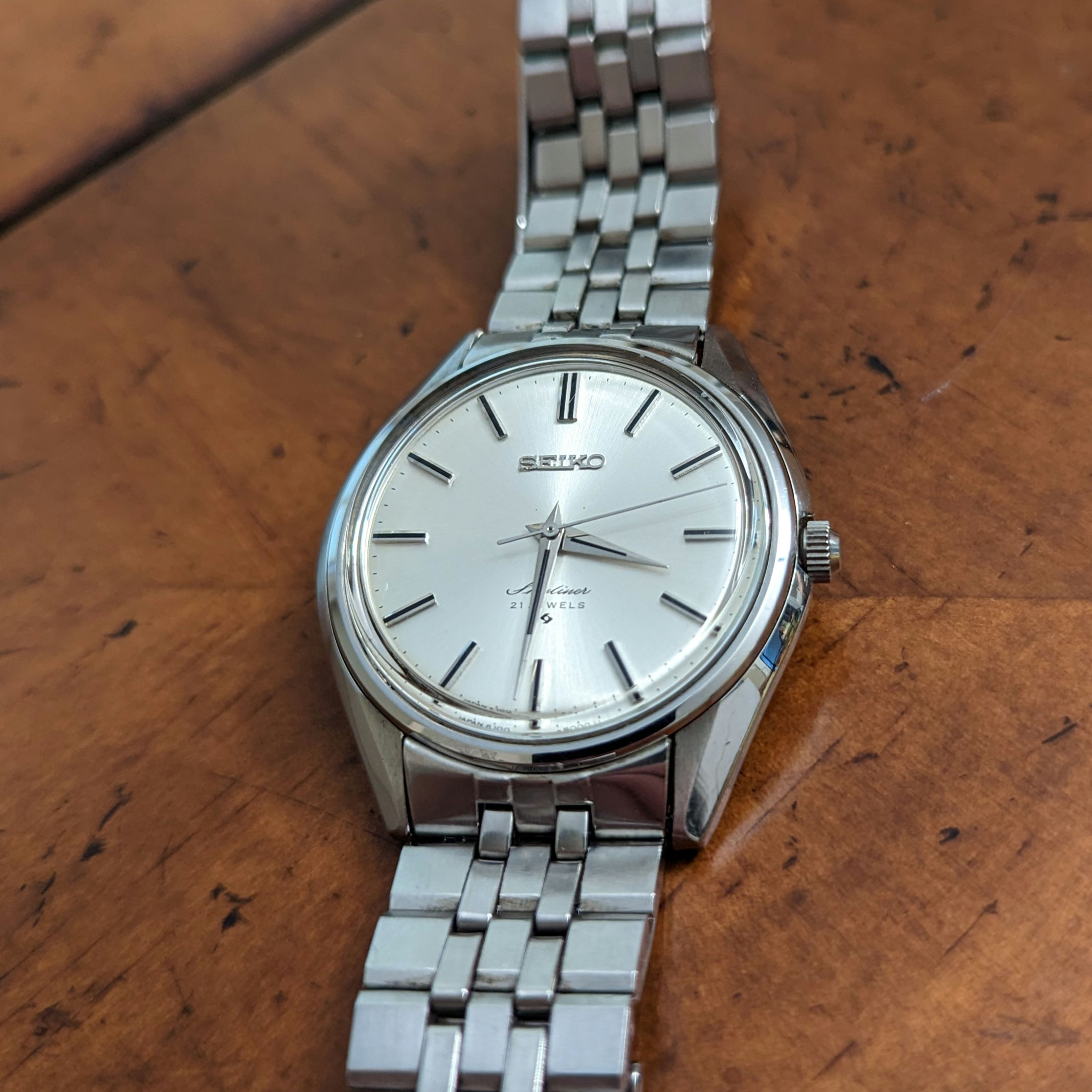 WTS] Seiko Skyliner 6100-8000 manual wind no date | WatchCharts