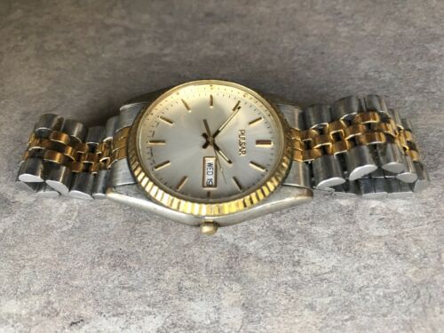 Mens Vintage Pulsar By Seiko President Day/Date Model V733