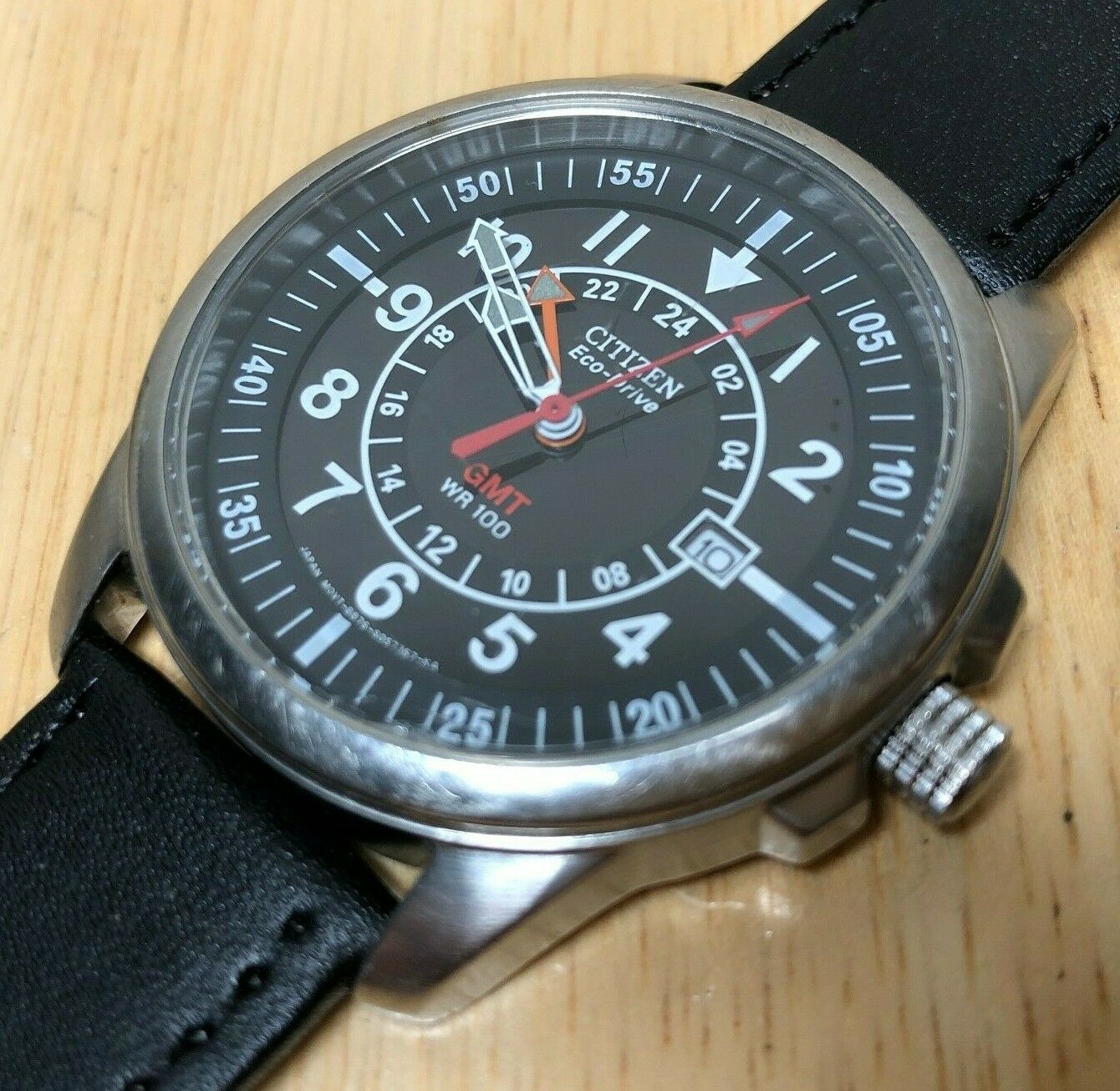 Citizen Eco-Drive GMT B876 Men 100m Steel Leather Analog