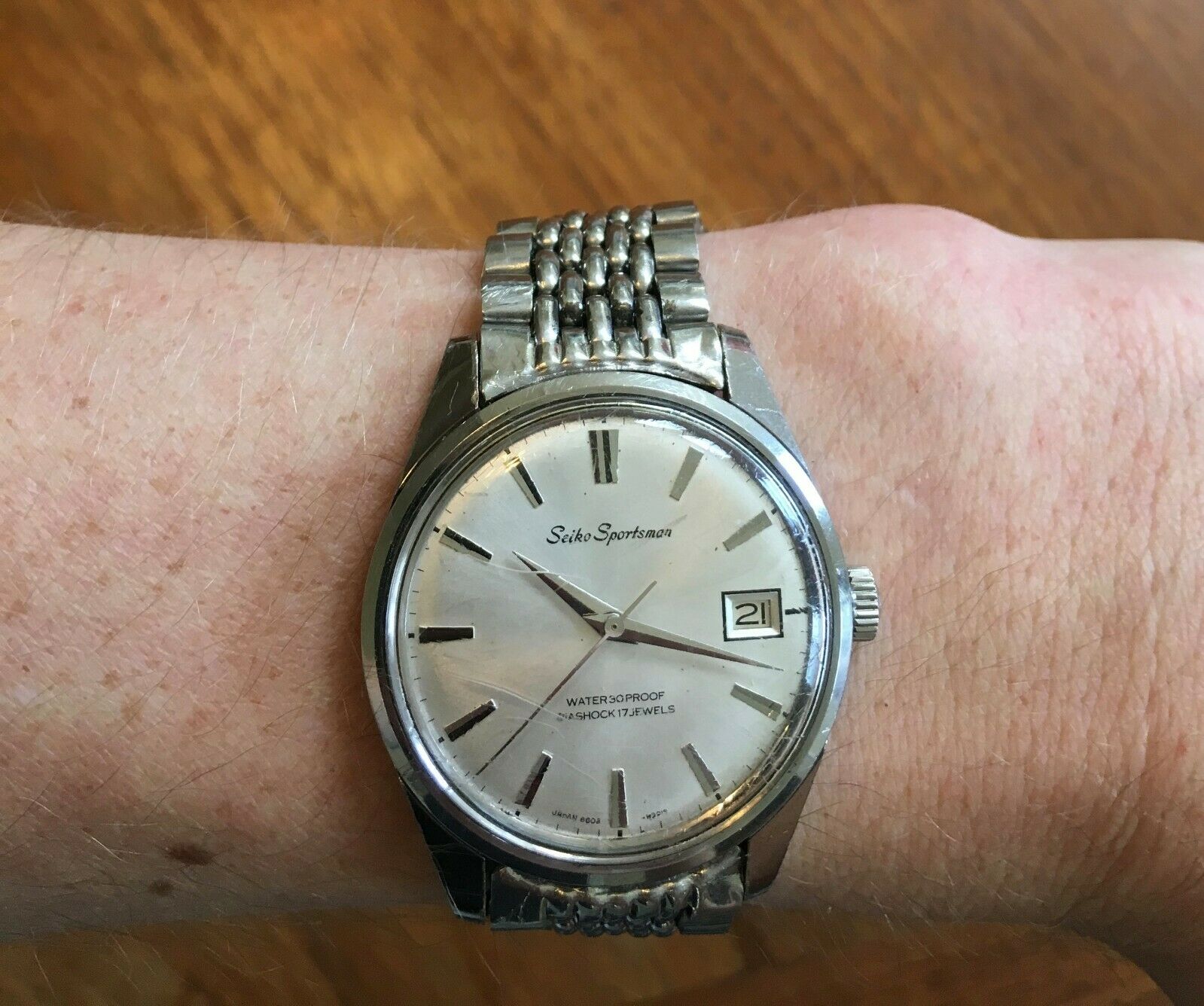 Vintage 1966 Mens Seiko Sportsman Diashock 17 Jewel Hand Winding