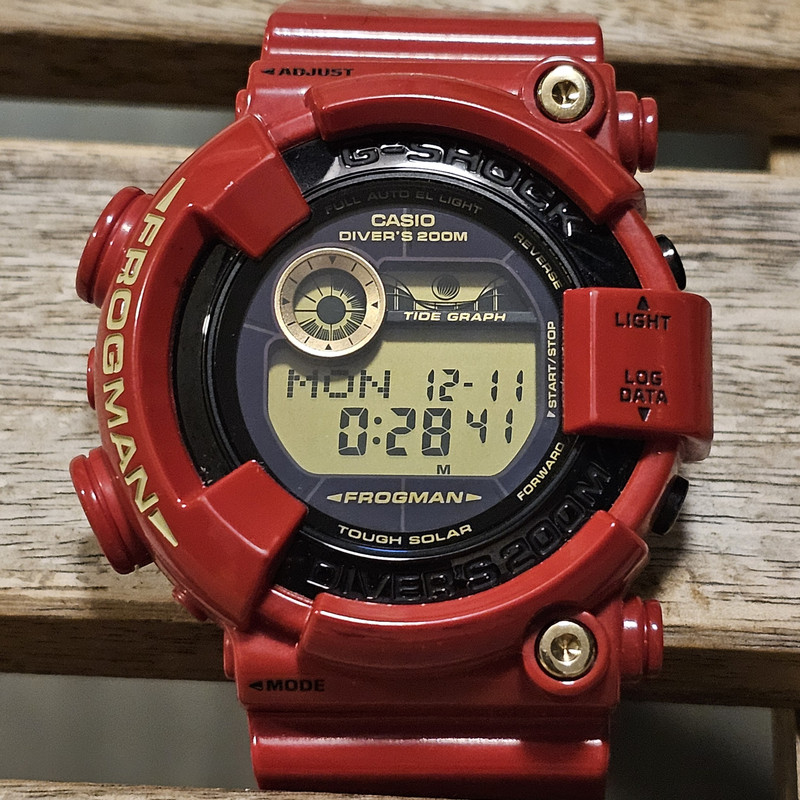 FROGMAN 30th Rising Red GF-8230A | WatchCharts Marketplace