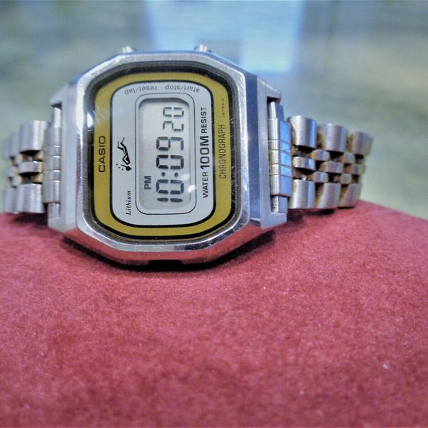 Vintage Rare Casio LW-800 Chrono Chronograph Lithium Dive Watch