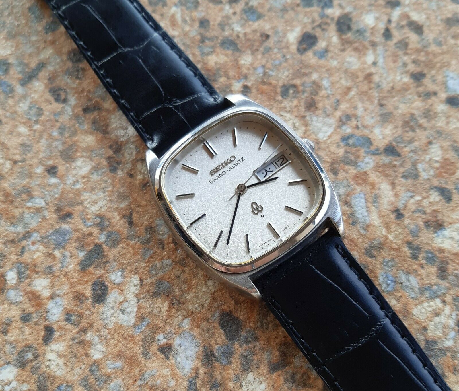 Vintage Seiko Grand Quartz 4843 5011 December 1976 JDM Kanji