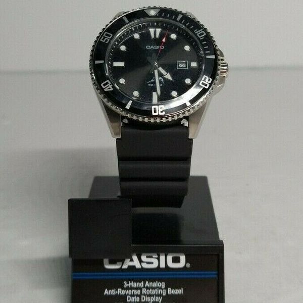 Casio MDV1061A, Men's Analog Watch, Black Resin Band, Date, 200 Meter