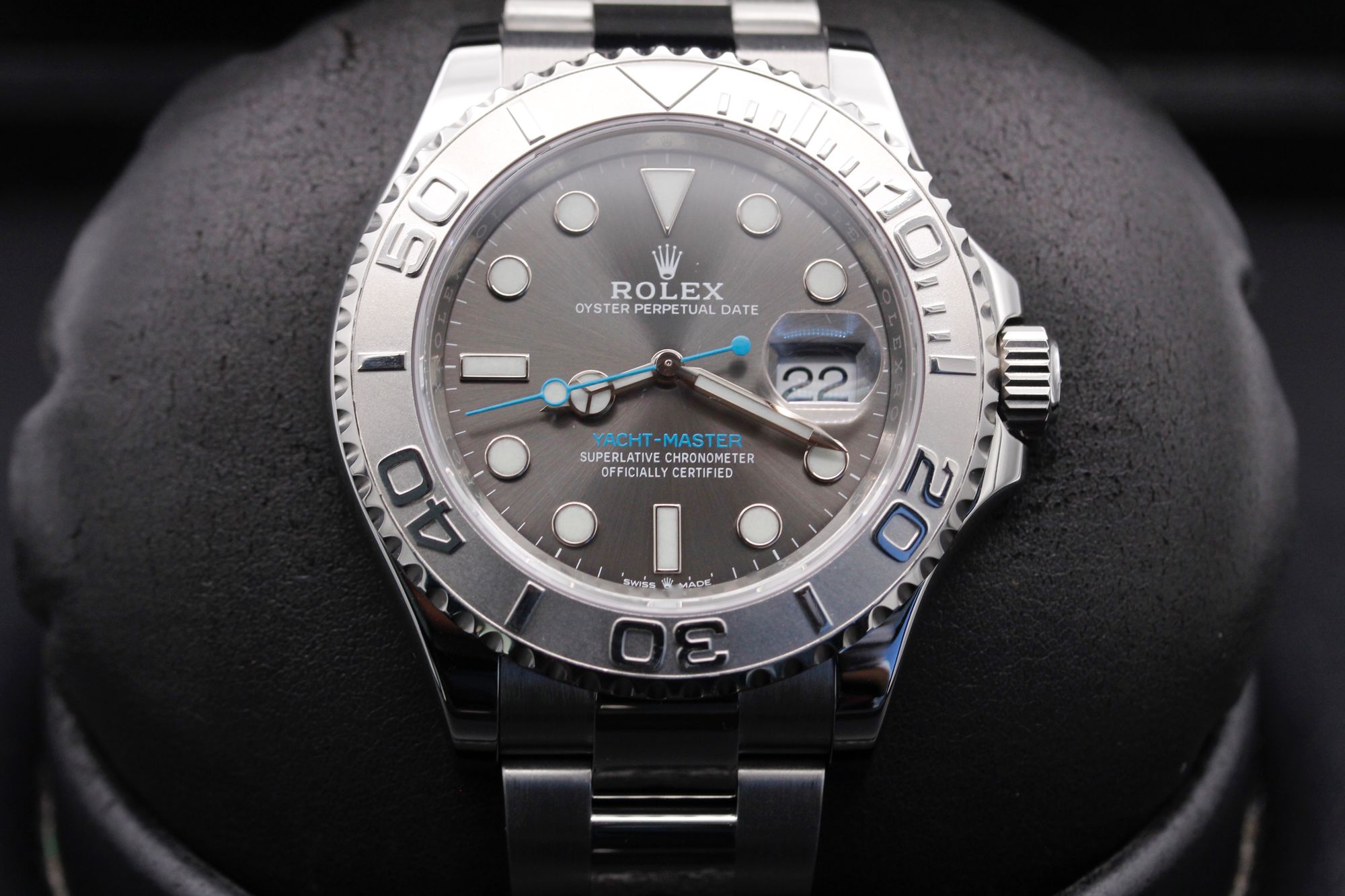 Rolex yacht hotsell master 40mm rhodium