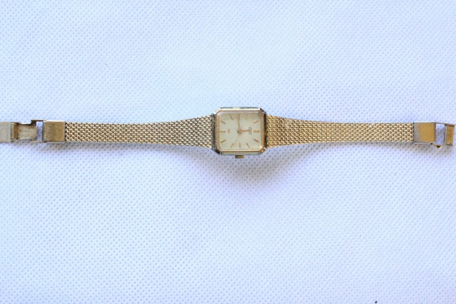 SEIKO QUARTZ 5 Ladies Vintage Gold Plated Wrist Watch 2B21-5010 RO JAPAN L  | WatchCharts