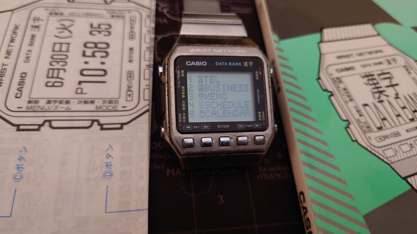 CASIO DATABANK DKW-100 Kanji Watch Chinese