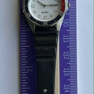 Vintage Lady's Seiko 2A23-0120 Seiko Silver Wave Quartz Vintage Lady's Seiko 2A23-0120 Seiko Silver Wave Quartz