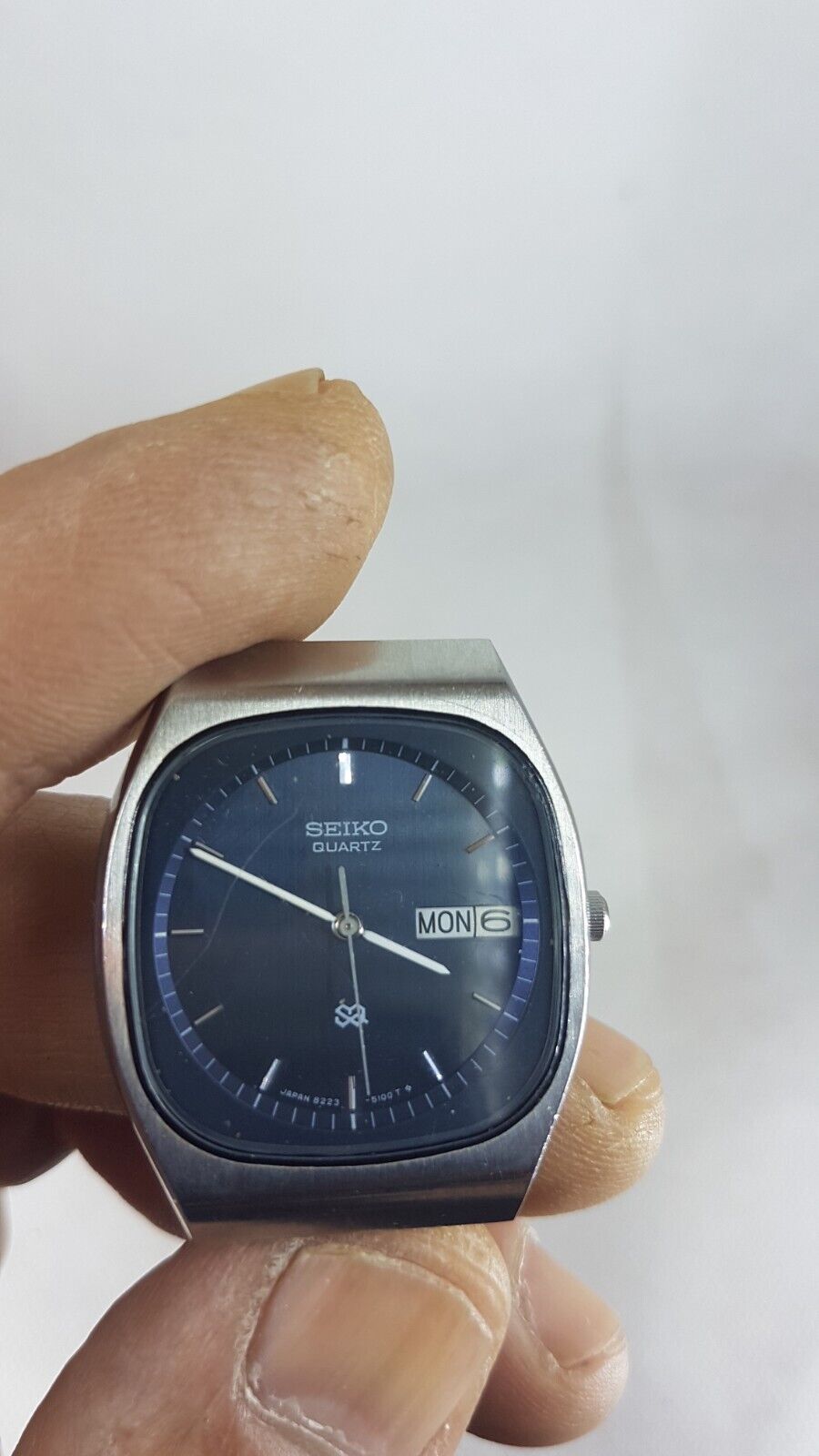 時計 SEIKO SQ 8223-510A SUWA FACTORY Seiko SQ Quartz 8223- 510A Arabic & English days. rare model