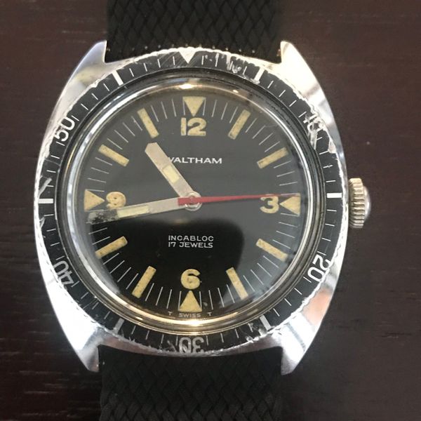 VINTAGE WALTHAM DIVER 350 CONUS WatchCharts