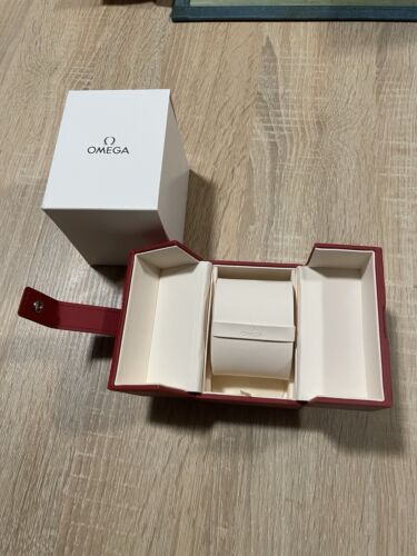 Daniel Roth vintage leather watch box scatola orologio boite... for Price on request for sale from a Trusted Seller on