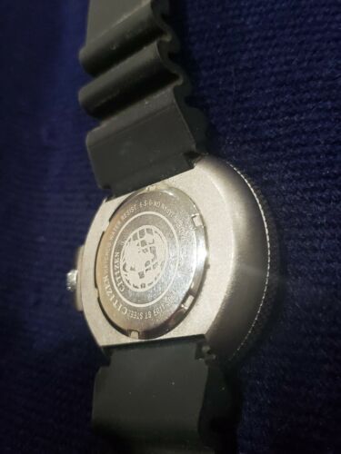 Citizen Men's Eco-Drive Professional Divers's 300M E011