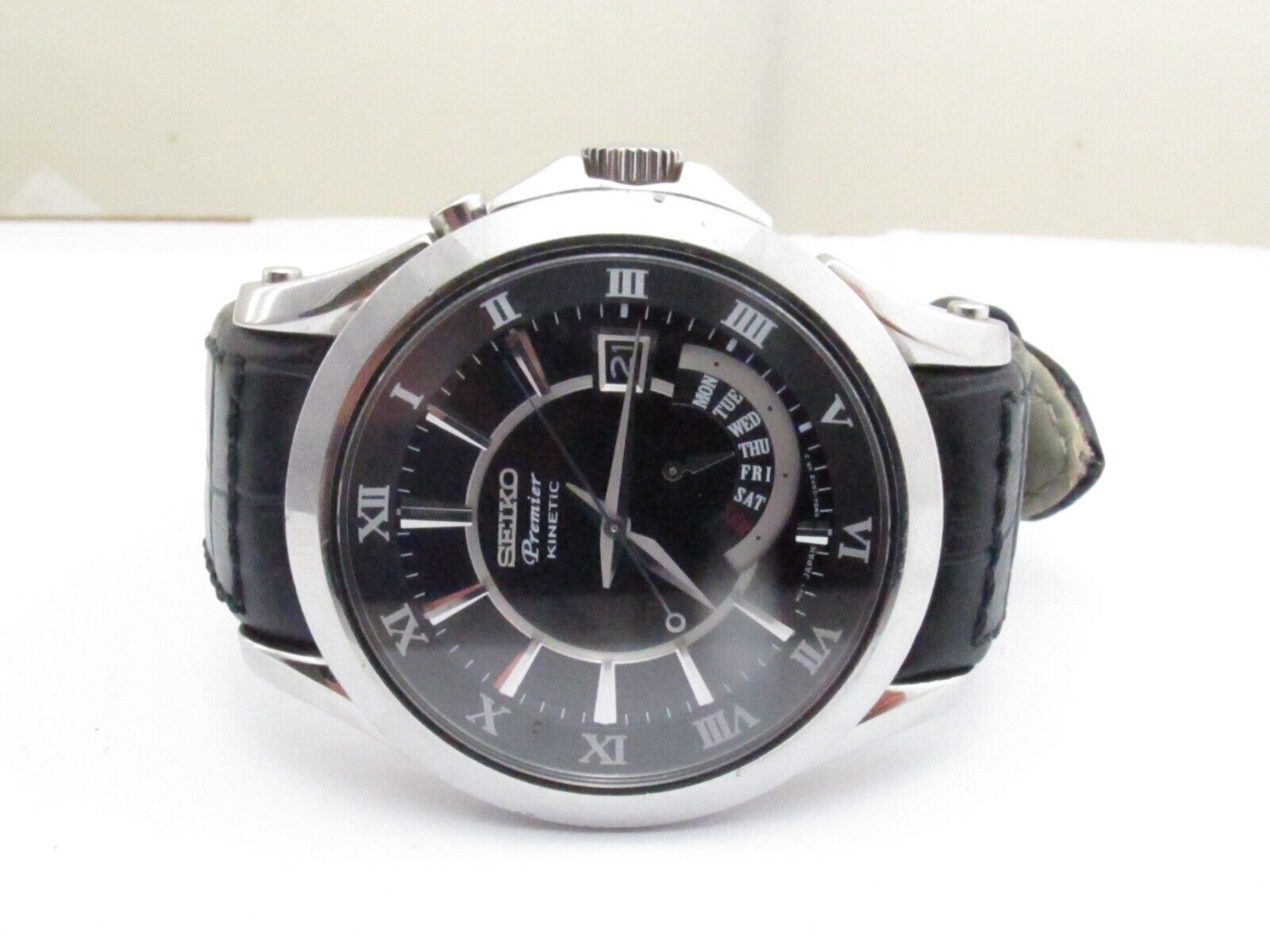 SEIKO Premier KINETIC 5M54-0AA0時計