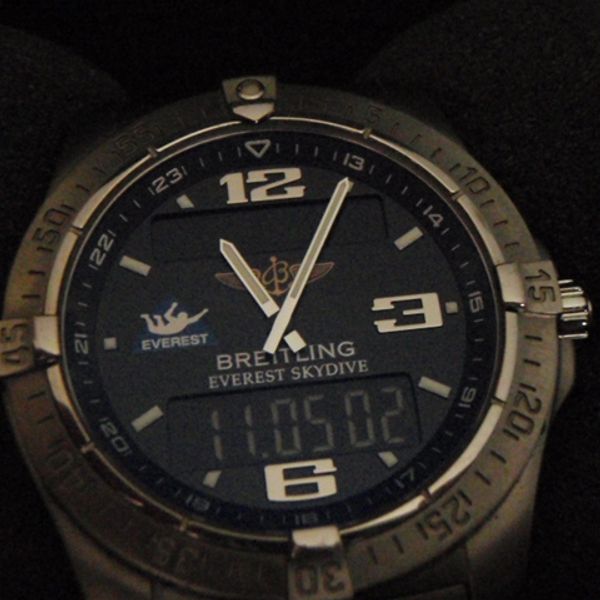 Limited Edition Breitling Aerospace E79362 Everest Skydive Only 25 worldwide! Under warranty