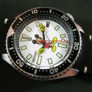 SEIKO 7002-700A Scuba Diver's Modified Mickey Mouse Dial Nice Collection |  WatchCharts