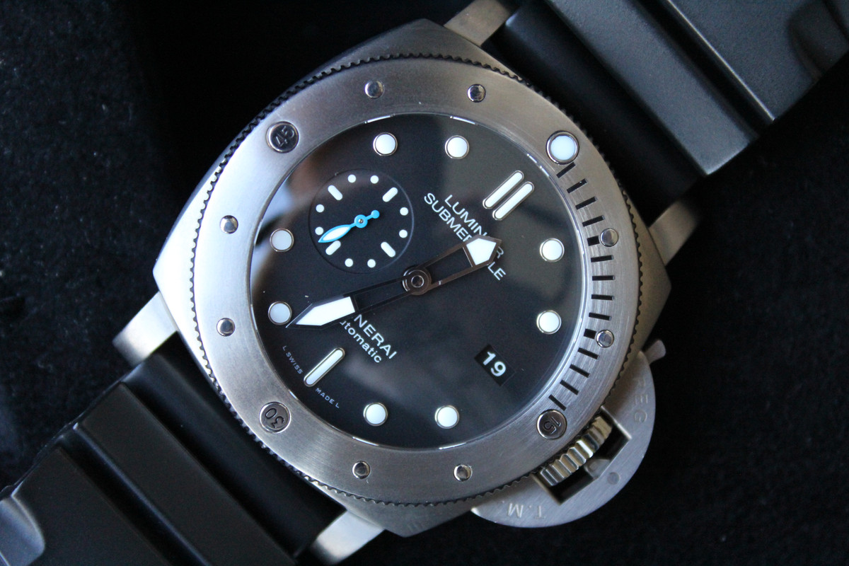 FS Panerai Luminor Submersible Pam 1305 Titanium w BOX AND