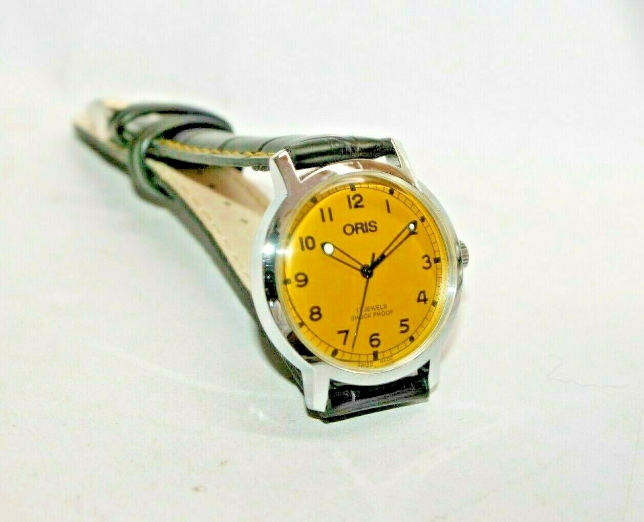 AVIATOR LOOK ORIS YELLOW DIAL 17 JEWELS SHOCK PROOF