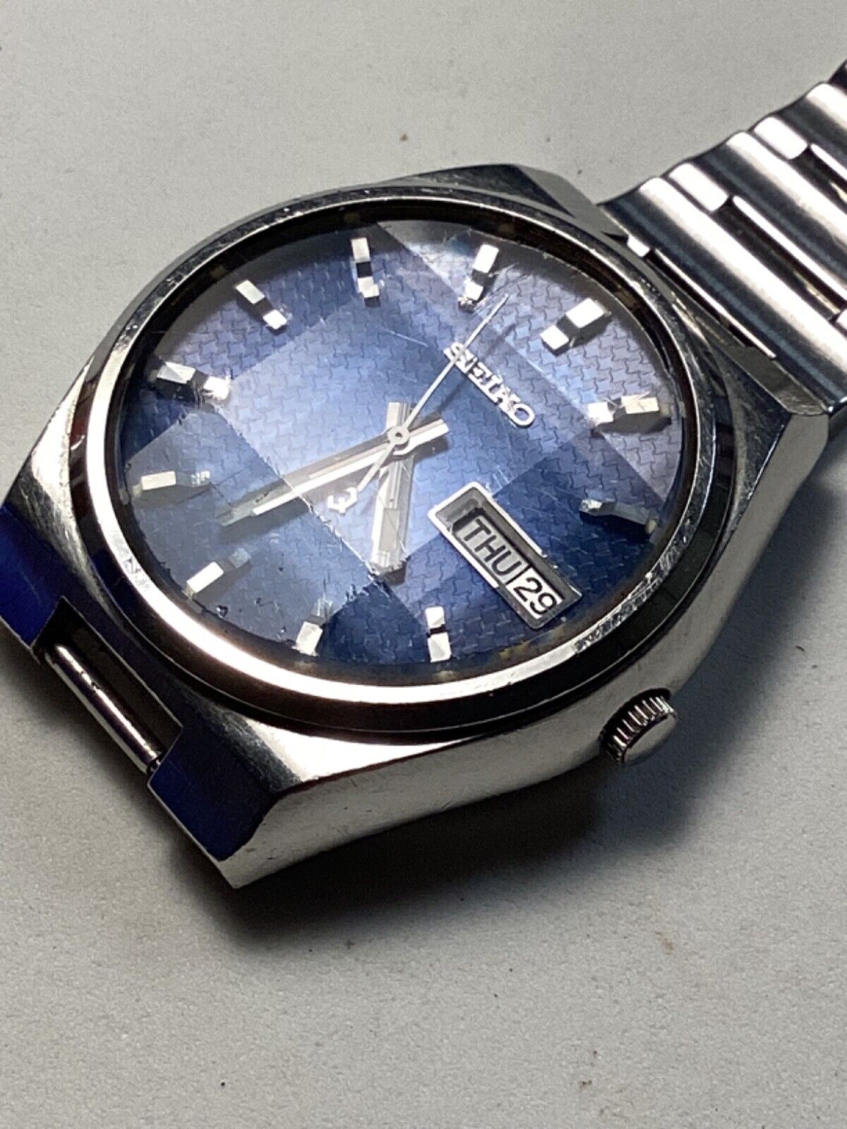 Montre Vintage Seiko SQ 3003 - Cadran Bleu Rare 4823-8039, Quartz, Années 70, Neuf Avec étiquettes