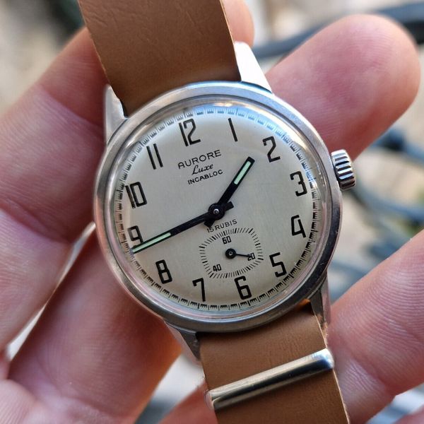 Montre Mécanique Vintage Anker - 15 Rubis - Boîtier Doré Acier, Cadran Noir, Bracelet Cuir