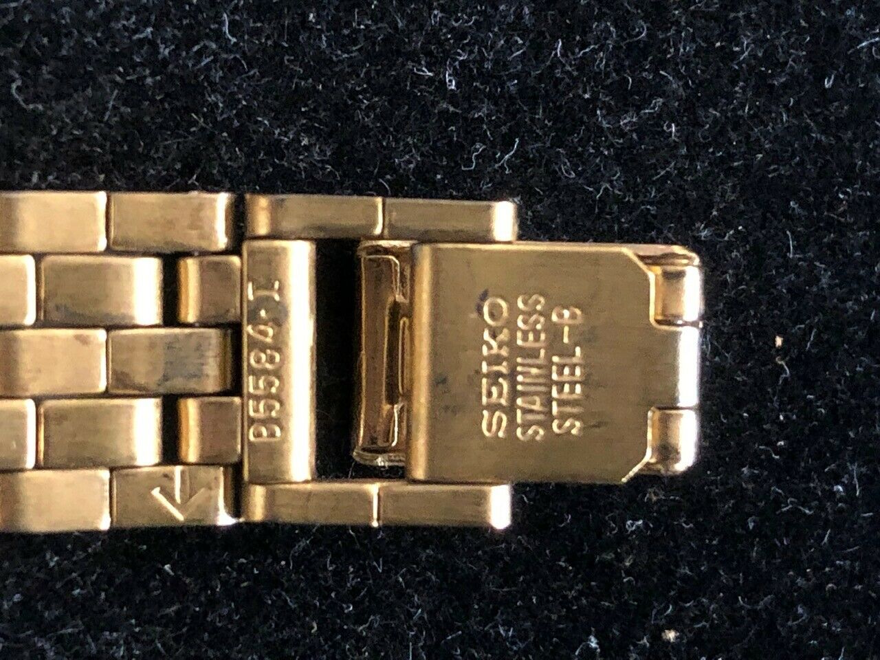 Seiko Vintage Women's offers Watch 1N00-5A10