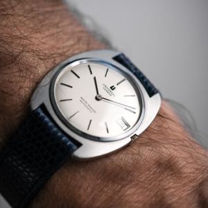 Universal Geneve White Shadow Automatic Microrotor Ref. 867103
