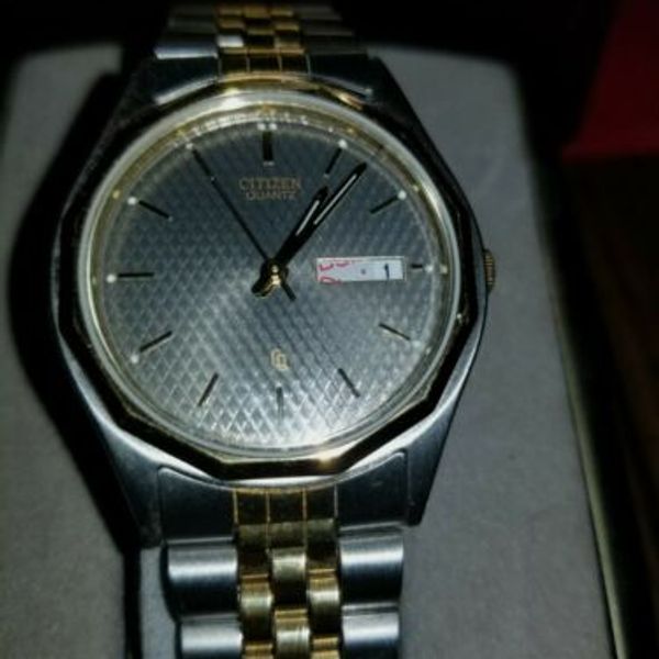 Vintage Citizen Quartz CQ Day Date Men's Dress Watch! With Box and