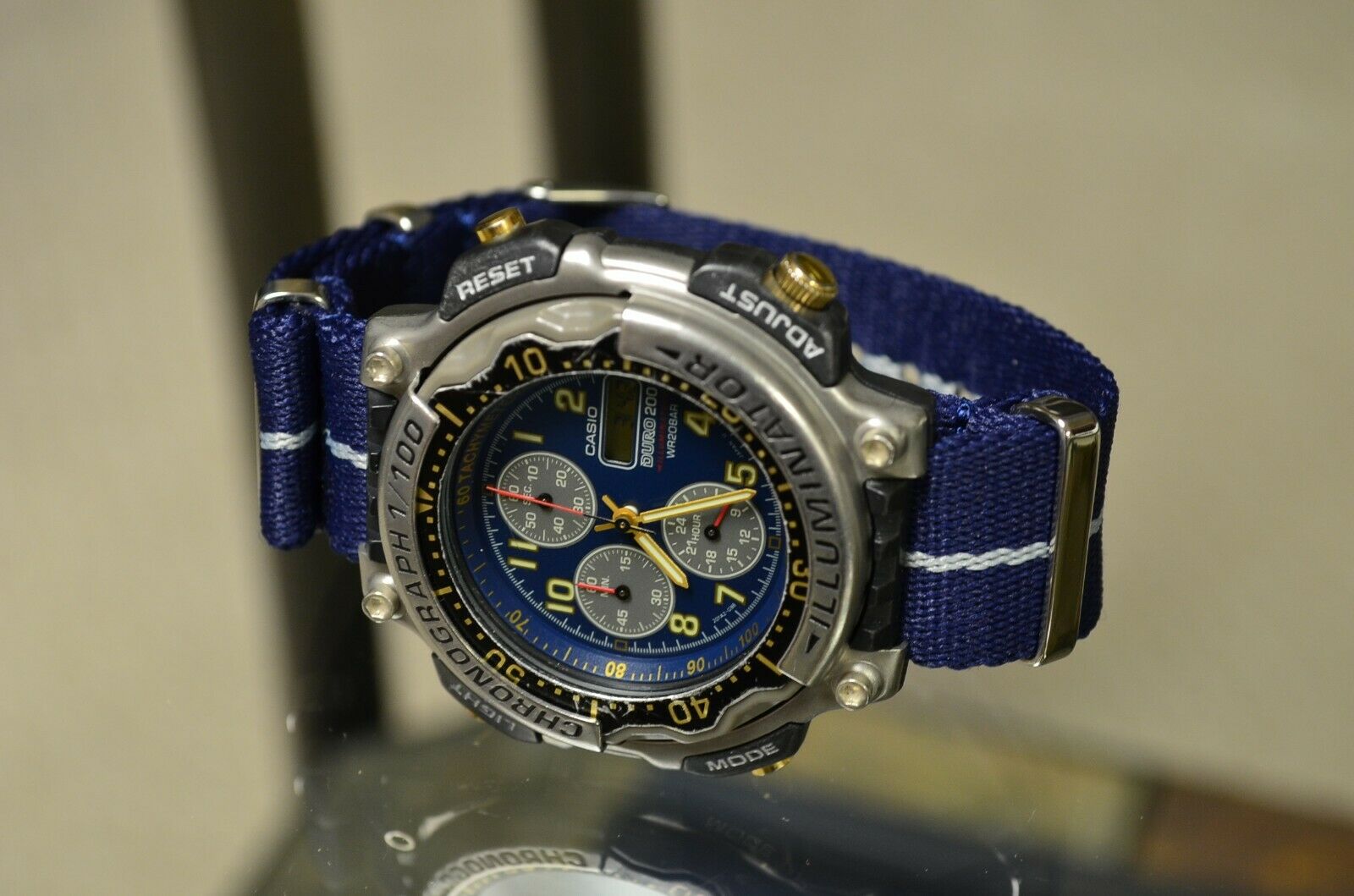 CASIO DRO-212 [1325] DURO 200 SHROUDED DIVE WATCH ILLUMINATOR 